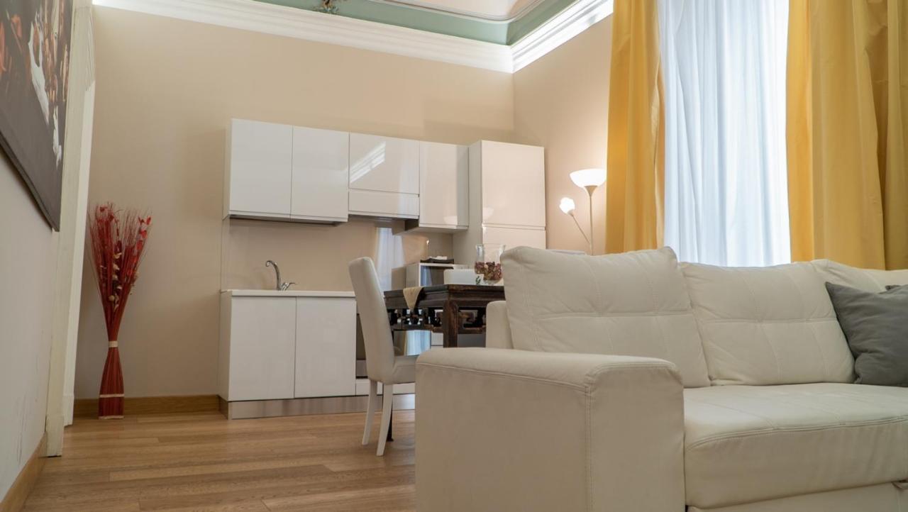 Duca Di Sarro Le Suites Catania Ngoại thất bức ảnh