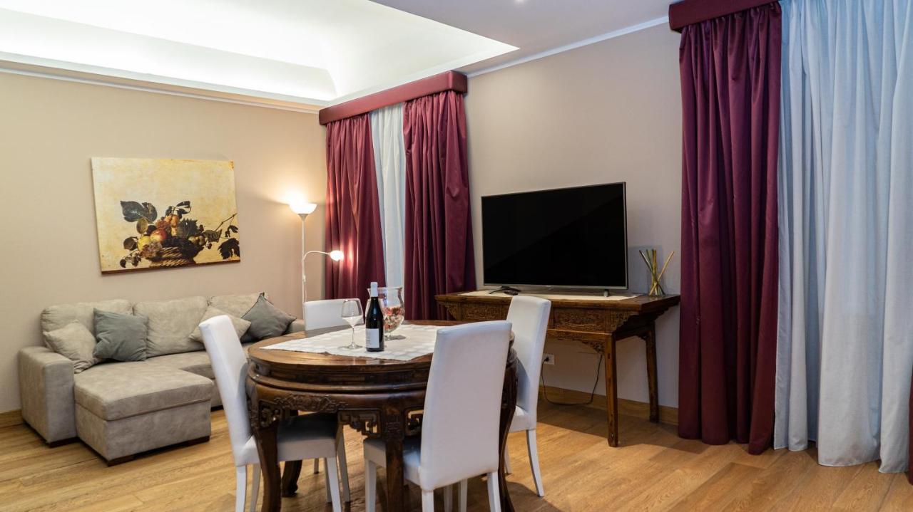 Duca Di Sarro Le Suites Catania Ngoại thất bức ảnh